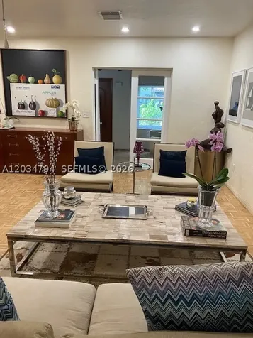 4427 SW 16th Street Miami FL 33134