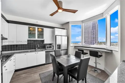 300 S Pointe Drive Miami Beach FL 33139