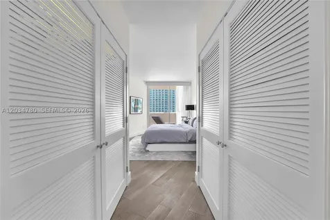 300 S Pointe Drive Miami Beach FL 33139