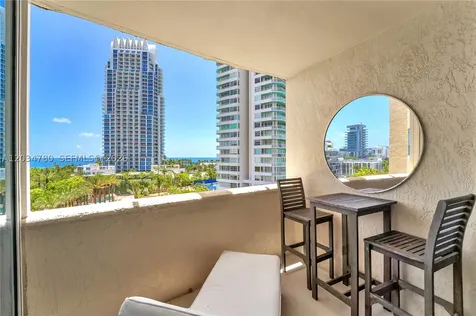 300 S Pointe Drive Miami Beach FL 33139