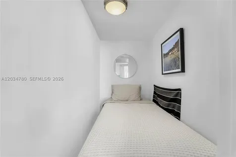 300 S Pointe Drive Miami Beach FL 33139