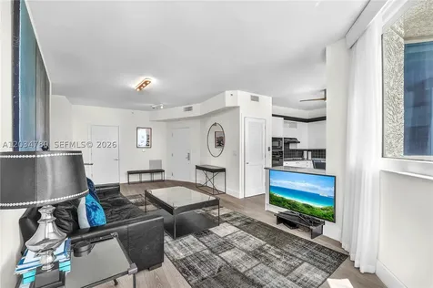 300 S Pointe Drive Miami Beach FL 33139