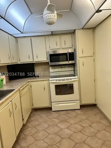 900 Saint Charles Place Pembroke Pines FL 33026