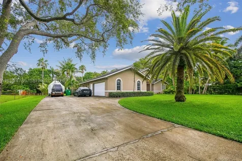 14591 SW 23rd Street Davie FL 33325