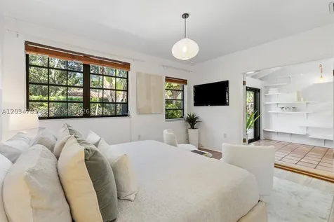 4531 Sheridan Avenue Miami Beach FL 33140