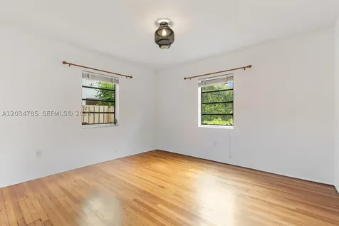 4531 Sheridan Avenue Miami Beach FL 33140