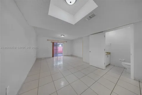 515 W 68th Street Hialeah FL 33014