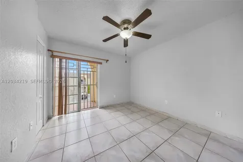 515 W 68th Street Hialeah FL 33014