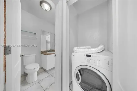 515 W 68th Street Hialeah FL 33014