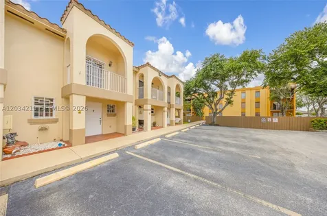 515 W 68th Street Hialeah FL 33014