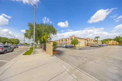 515 W 68th Street Hialeah FL 33014