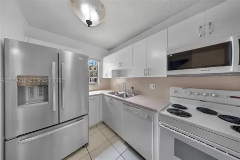 515 W 68th Street Hialeah FL 33014