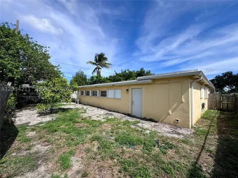 7711 Juniper Street Miramar FL 33023