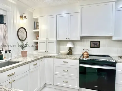 19001 NW 79th Court Hialeah FL 33015