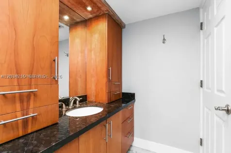 8323 Lake Drive Doral FL 33166