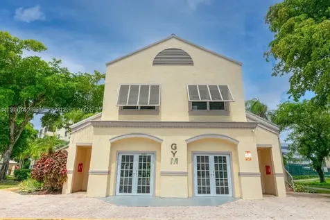 8323 Lake Drive Doral FL 33166