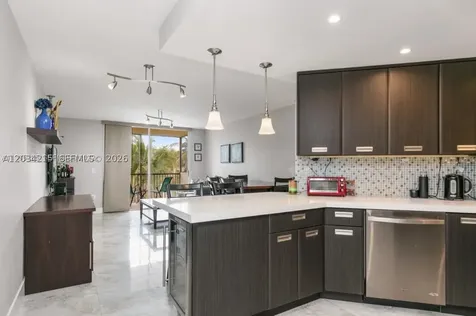 8323 Lake Drive Doral FL 33166