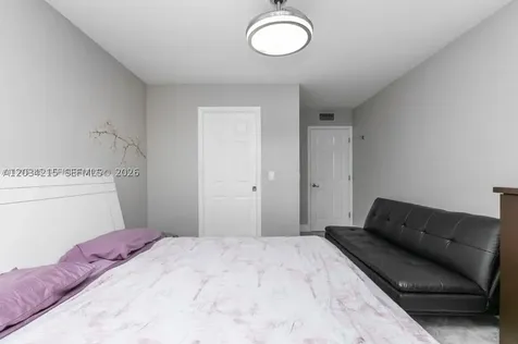 8323 Lake Drive Doral FL 33166