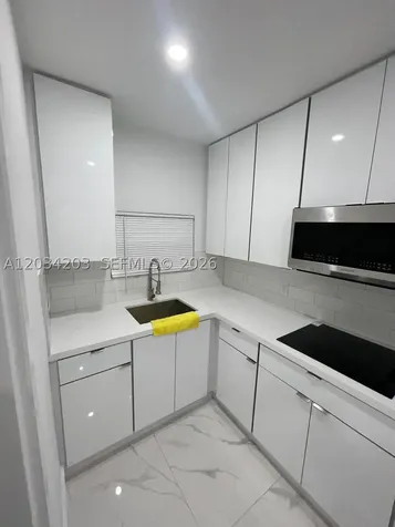 2103 SW 60th Avenue Miami FL 33155