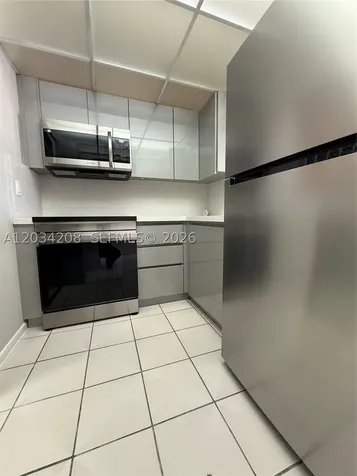 6820 W Flagler Street Miami FL 33144