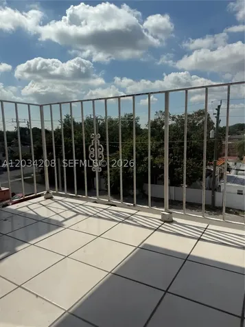 6820 W Flagler Street Miami FL 33144