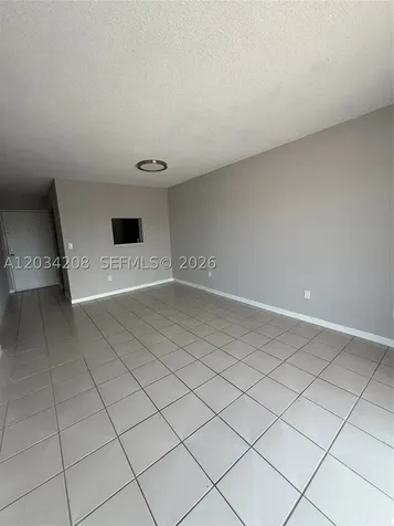 6820 W Flagler Street Miami FL 33144