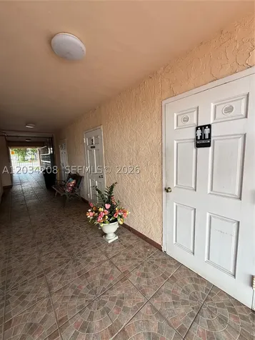 6820 W Flagler Street Miami FL 33144