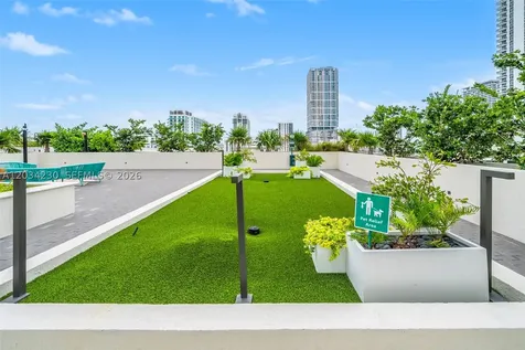 665 NE 25th Street Miami FL 33137