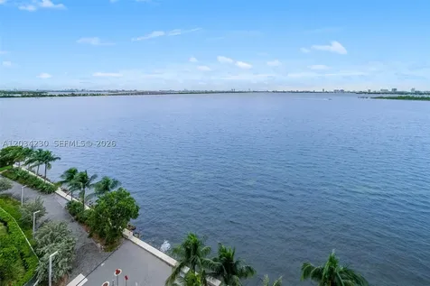 665 NE 25th Street Miami FL 33137