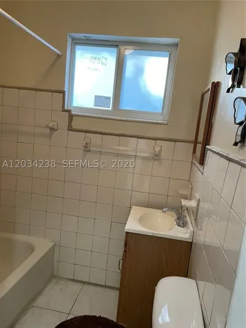 3389 William Avenue Miami FL 33133