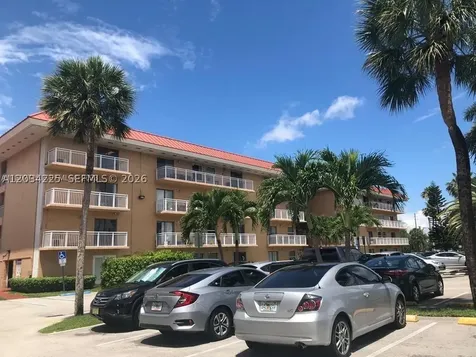 405 S Pine Island Road Plantation FL 33324
