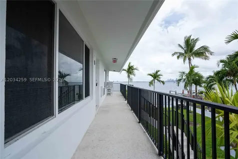 1750 S Treasure Drive North Bay Village FL 33141
