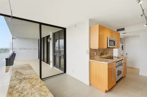936 Intracoastal Drive Fort Lauderdale FL 33304