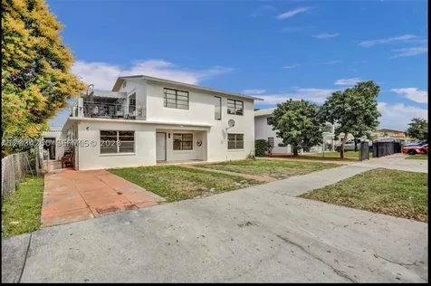 921 E 18th Street Hialeah FL 33013