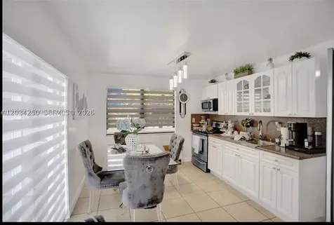 921 E 18th Street Hialeah FL 33013