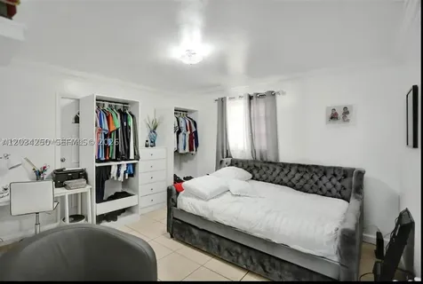 921 E 18th Street Hialeah FL 33013
