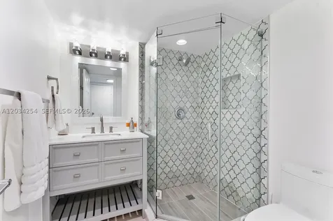 1620 S Ocean Boulevard Lauderdale By The Sea FL 33062