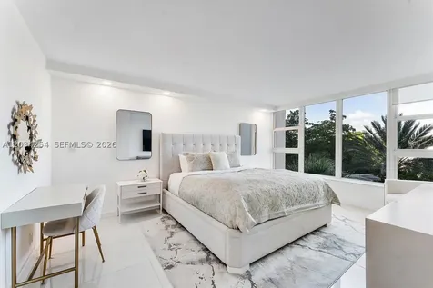 1620 S Ocean Boulevard Lauderdale By The Sea FL 33062