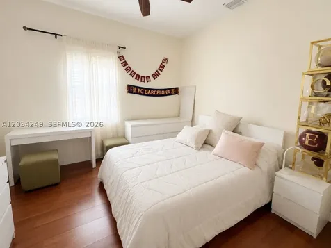 4463 Rainbow Avenue Weston FL 33332
