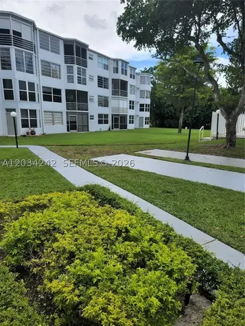 1351 NE 191st Street Miami FL 33179