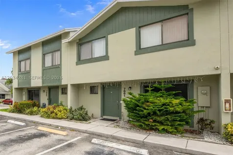 7661 NW 38th Court Sunrise FL 33351