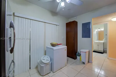 7661 NW 38th Court Sunrise FL 33351