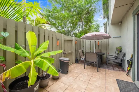 7661 NW 38th Court Sunrise FL 33351