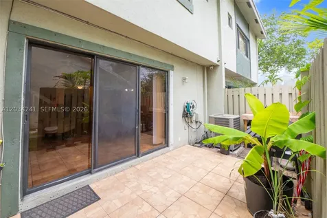 7661 NW 38th Court Sunrise FL 33351
