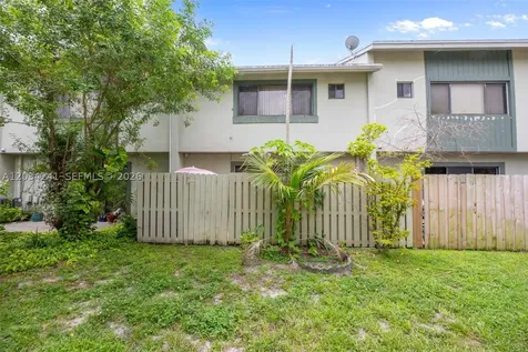 7661 NW 38th Court Sunrise FL 33351