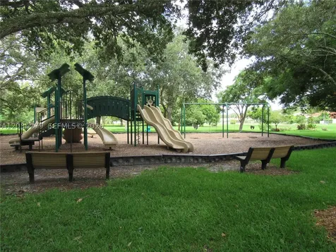 10255 Guatemala Street Cooper City FL 33026