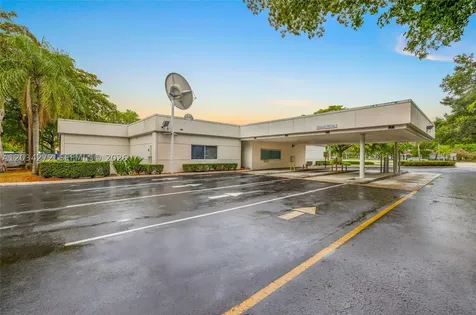 8200 N University Drive Tamarac FL 33321
