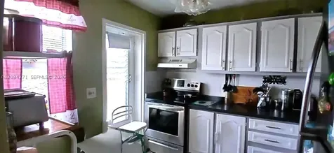 4090 NW 42nd Avenue Lauderdale Lakes FL 33319