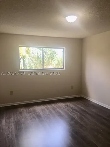5400 W 21st Court Hialeah FL 33016