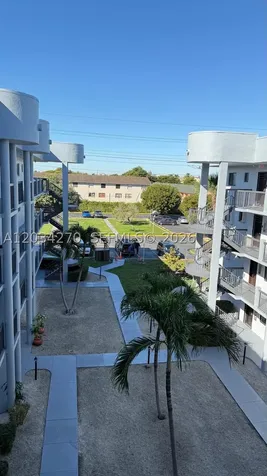 5400 W 21st Court Hialeah FL 33016